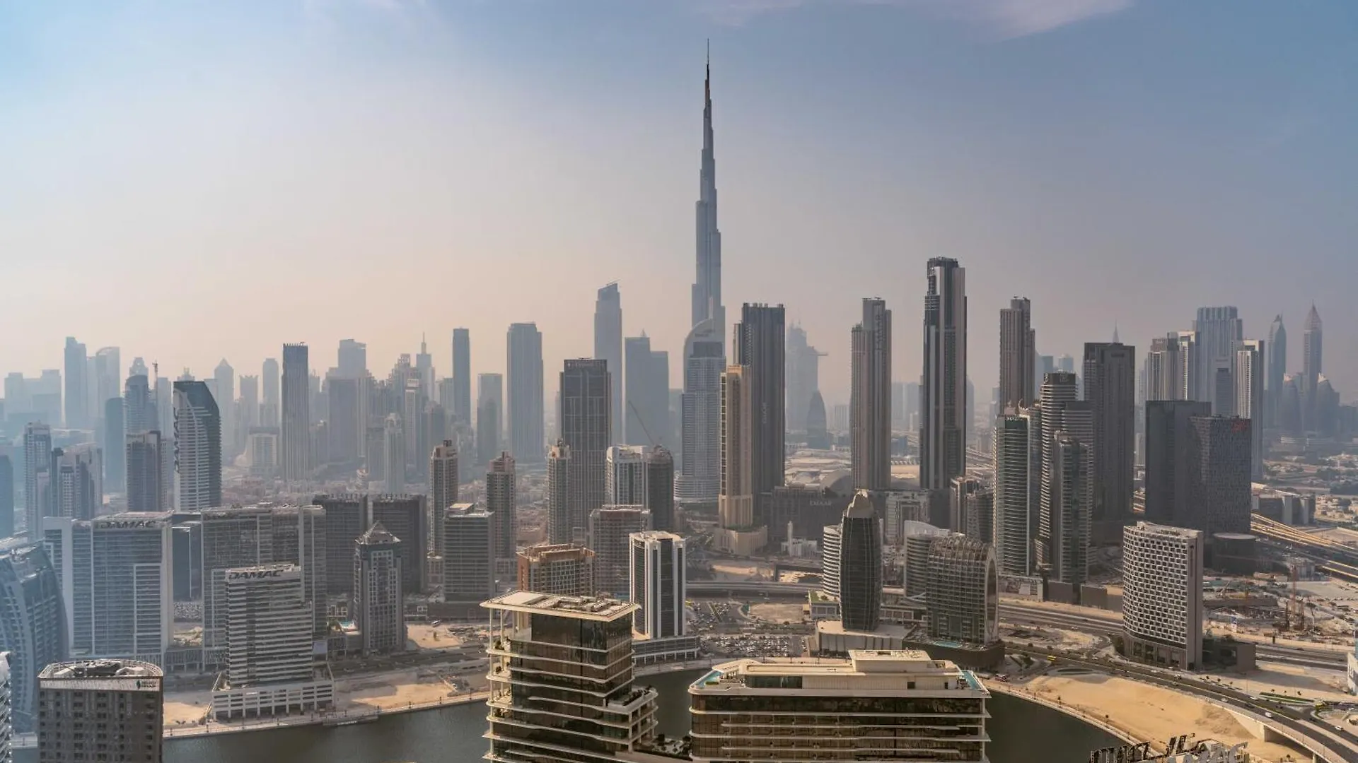 Aliving Supreme 2Br Paramount Towers Business Bay With Burj Khalifa View 6202 Dubai 0*,