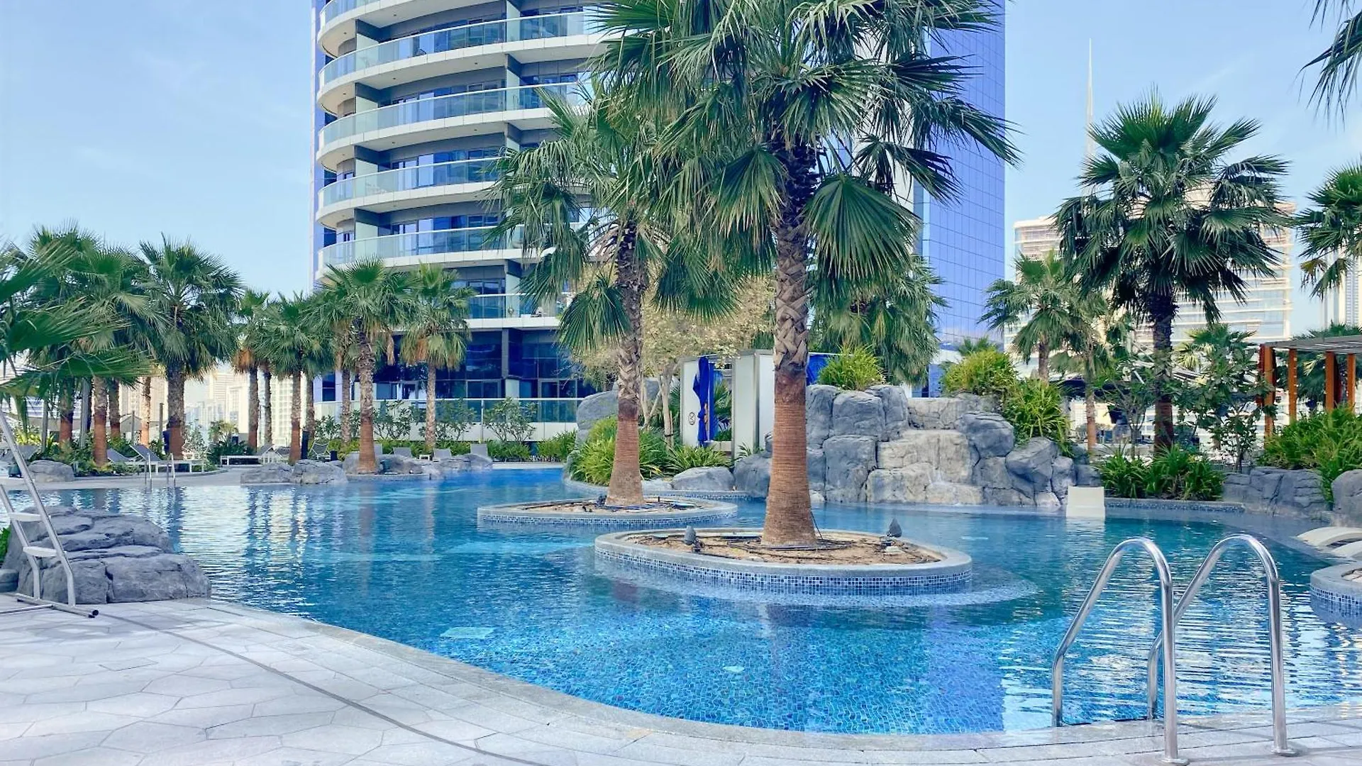 Aliving Supreme 2Br Paramount Towers Business Bay With Burj Khalifa View 6202 Dubai Apartment